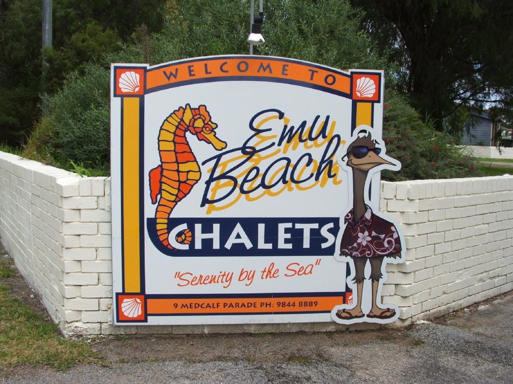 Emu Beach Chalets Олбани Экстерьер фото